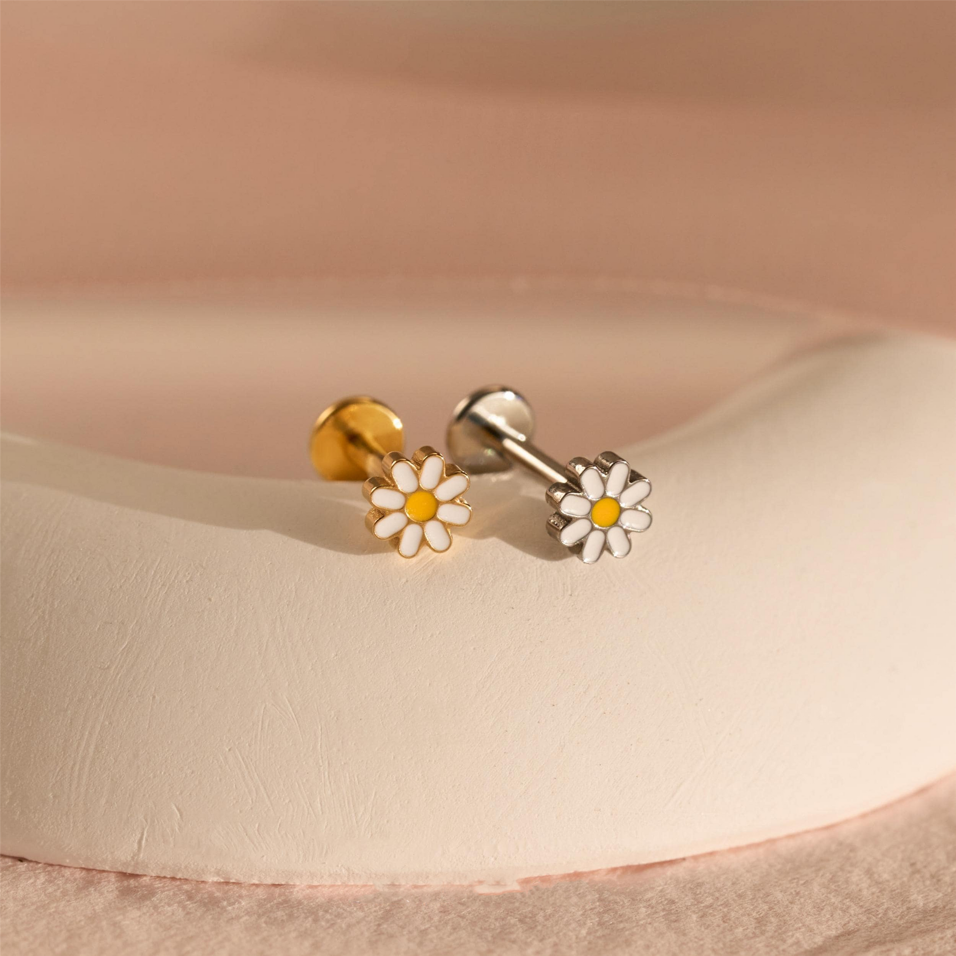 Daisy Flower Stud Earrings